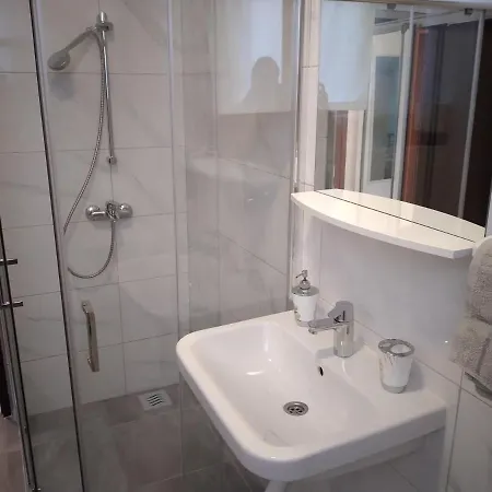 Pauli Apartment